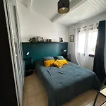 Maison Bord De En Corse