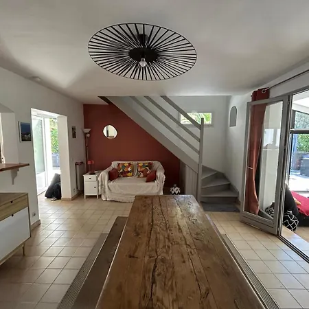 Maison Bord De En Corse Borgo (Corsica)